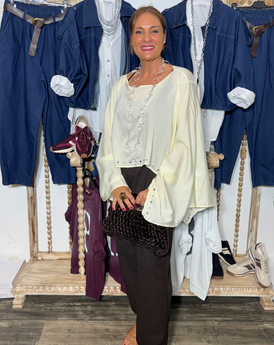 Conjunto Adela